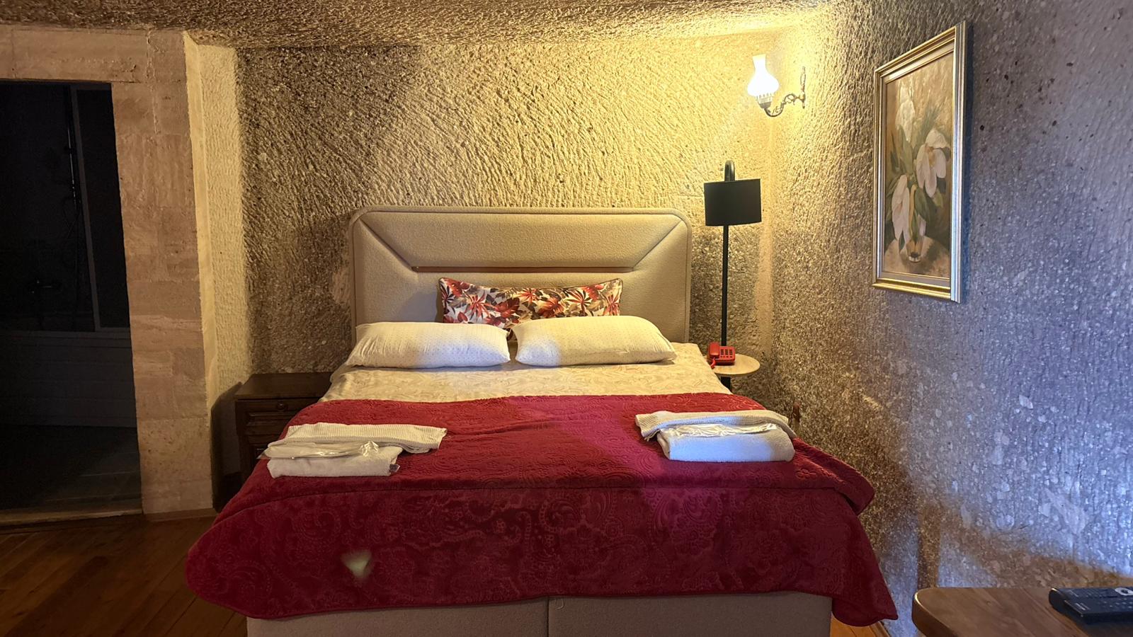 Family Cave Deluxe Teraslı Oda