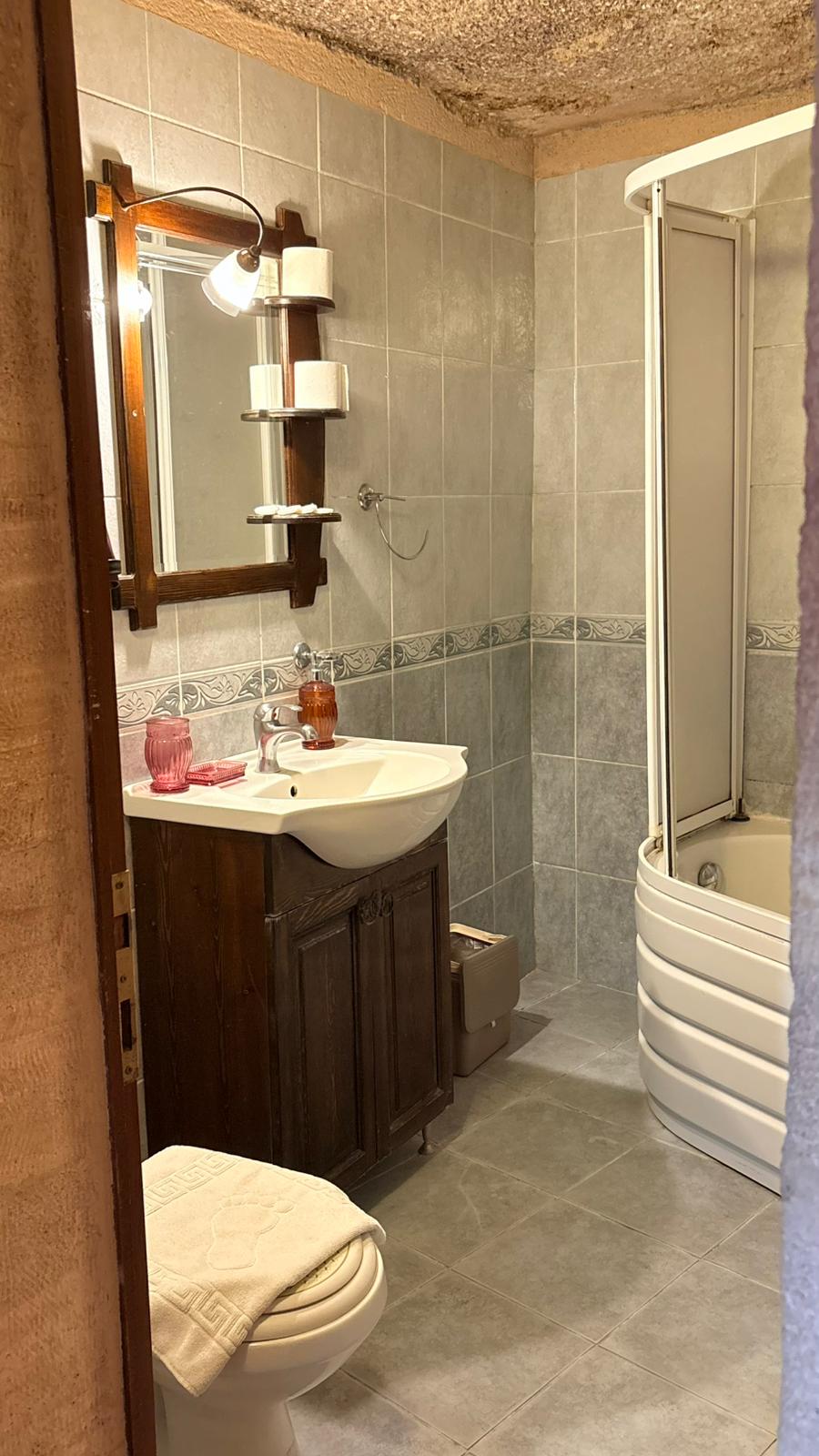 Family Cave Deluxe Teraslı Oda