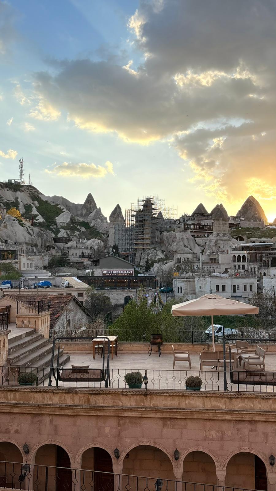 Family Cave Deluxe Teraslı Oda