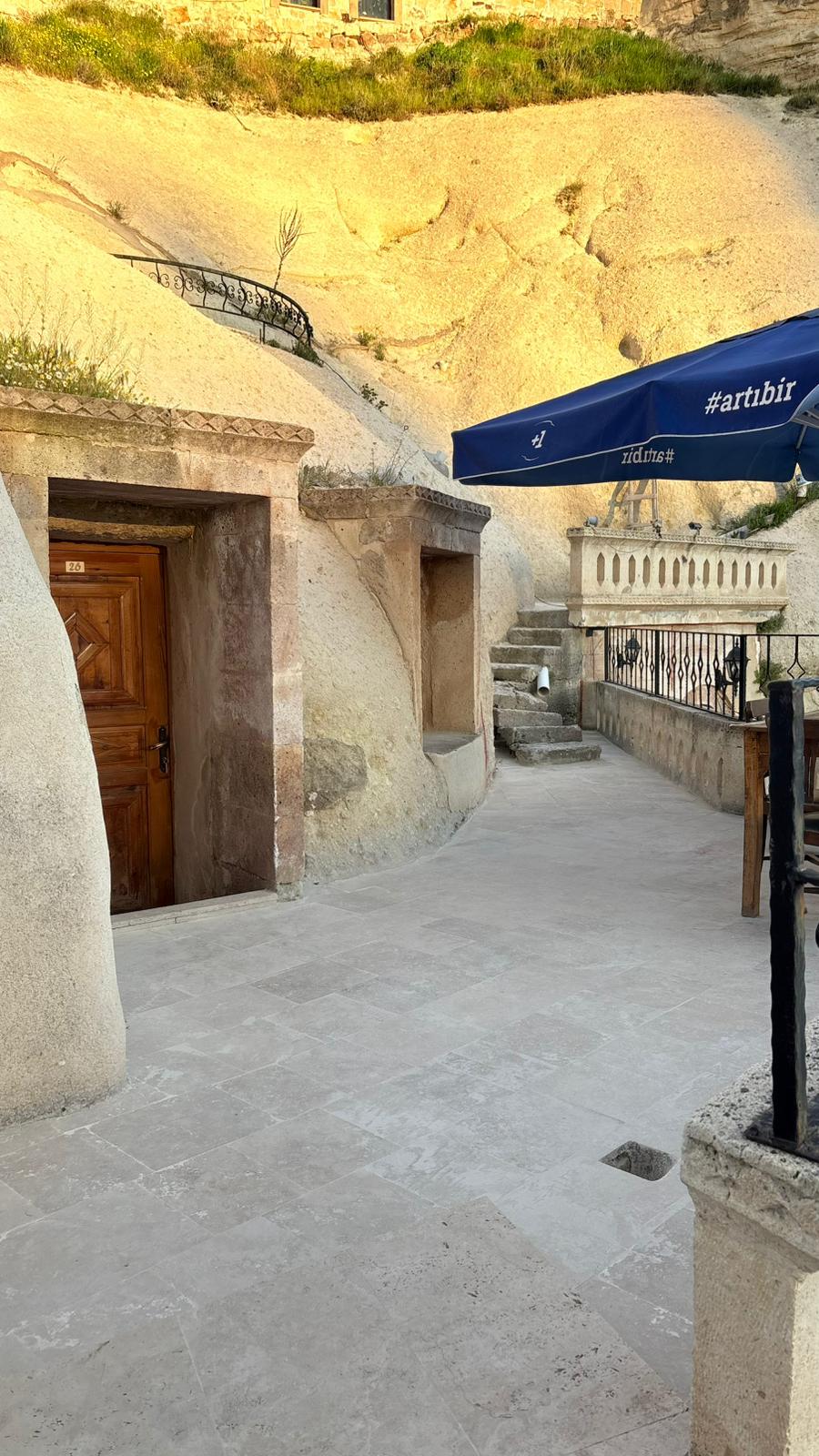 Family Cave Deluxe Teraslı Oda